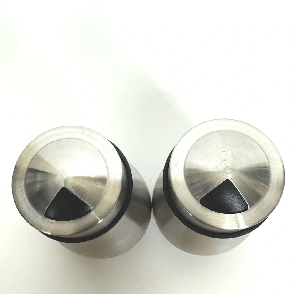 Salt & Pepper Shakers Two Size Plastic Sifters Snap On Top Stainless Steel Glass